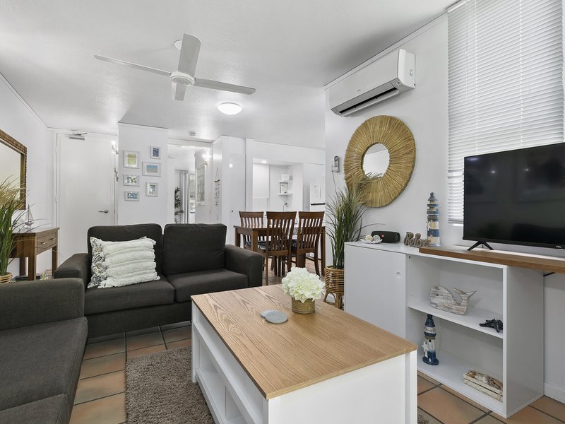 Photo - Unit 4/9 Rainbow Shores Dr , Rainbow Beach QLD 4581 - Image 9