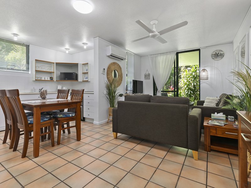 Photo - Unit 4/9 Rainbow Shores Dr , Rainbow Beach QLD 4581 - Image 10