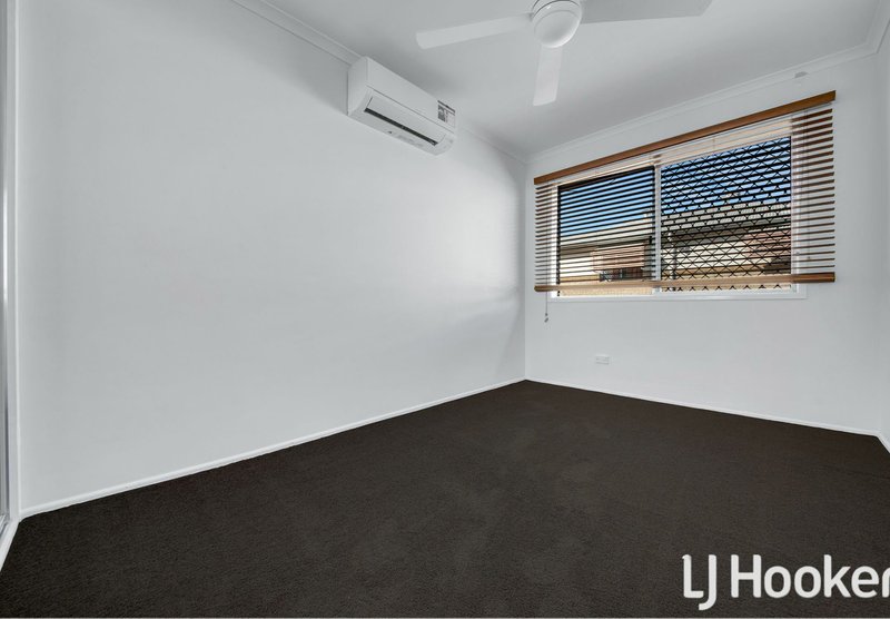 Photo - Unit 4/95 Auckland Street, Gladstone Central QLD 4680 - Image 8