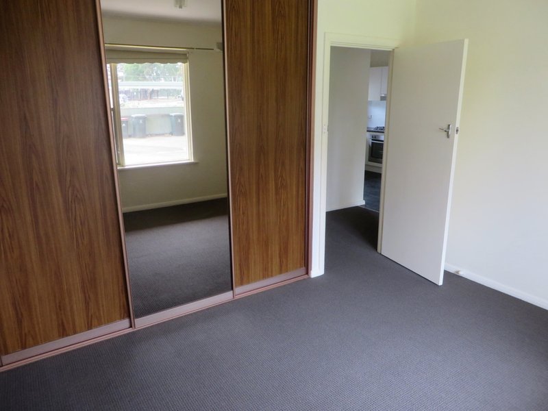 Photo - Unit 5, 12 Crozier Terrace, Oaklands Park SA 5046 - Image 5