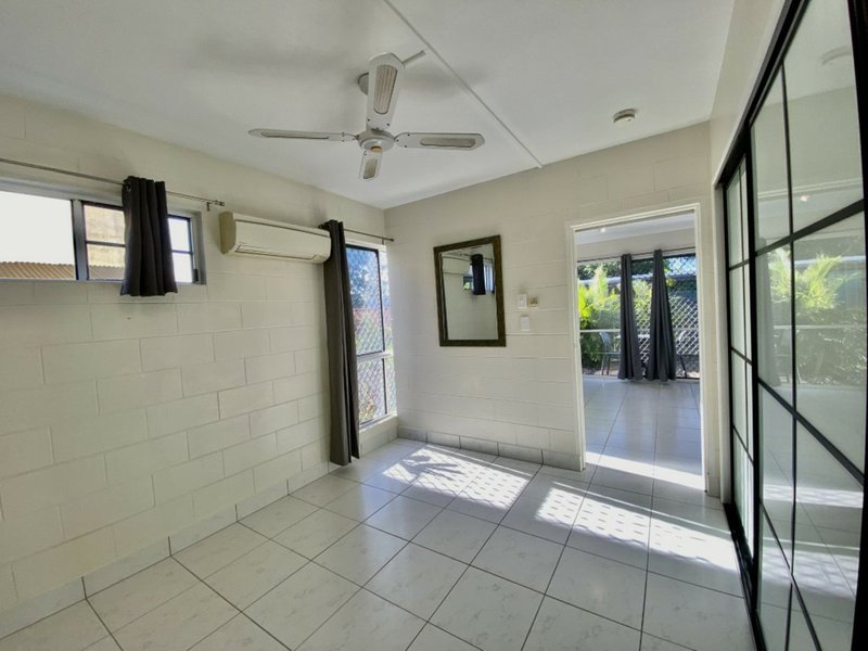 Photo - Unit 5, 89 Horseshoe Bay Road, Bowen QLD 4805 - Image 11