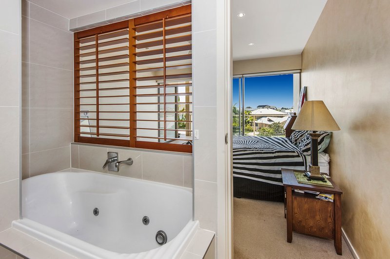 Photo - Unit 50/1 Grenada Way, Kawana Island QLD 4575 - Image 8