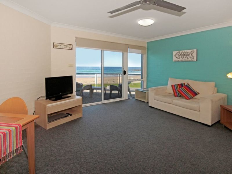 Photo - Unit 5/1 Golf Avenue, Mollymook NSW 2539 - Image 2