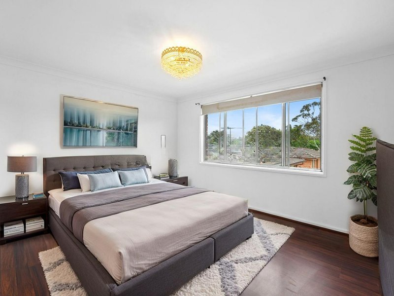 Photo - Unit 5/108 Oxford Road, Ingleburn NSW 2565 - Image 5