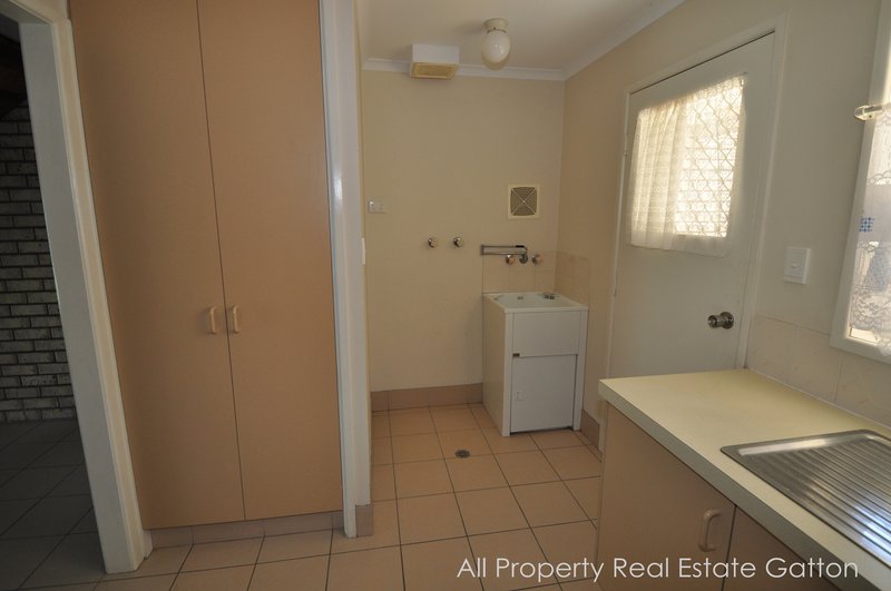 Photo - Unit 5/109 Davey Road, Gatton QLD 4343 - Image 6