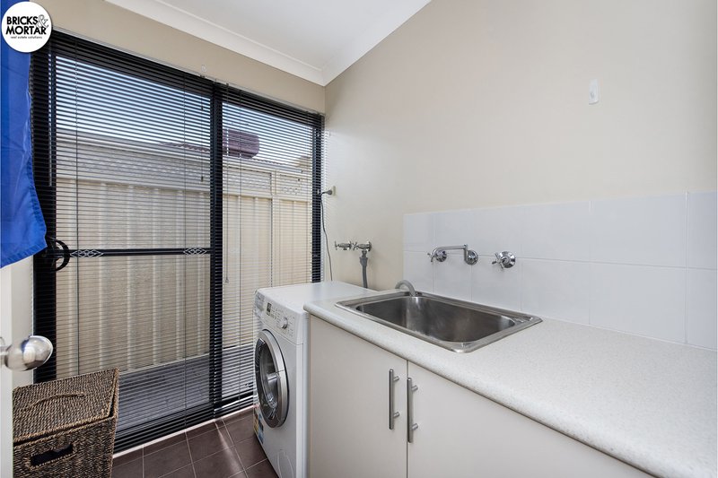 Photo - Unit 5/14 Binnar Court, Erskine WA 6210 - Image 18