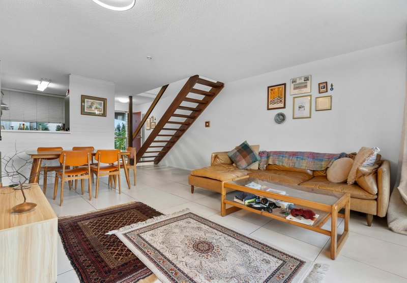 Photo - Unit 5/16 Gailey Road, St Lucia QLD 4067 - Image 7