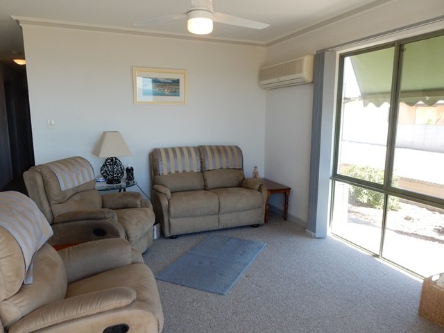 Photo - Unit 5/2-8 Rowe Terrace, Ardrossan SA 5571 - Image 7