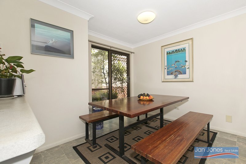 Photo - Unit 5/2 Landsborough Ave , Scarborough QLD 4020 - Image 8