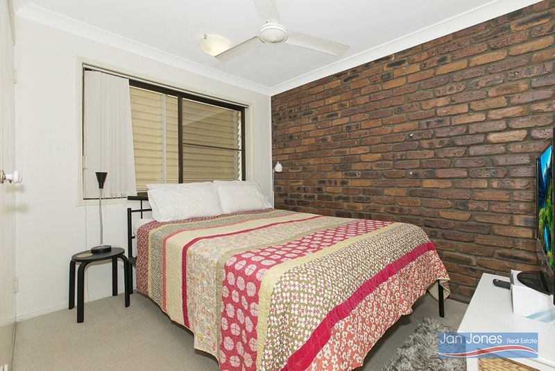 Photo - Unit 5/2 Landsborough Ave , Scarborough QLD 4020 - Image 15