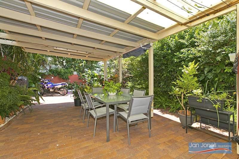 Photo - Unit 5/2 Landsborough Ave , Scarborough QLD 4020 - Image 21