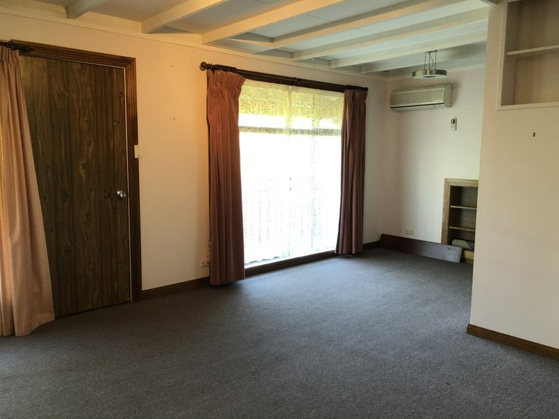 Photo - Unit 5/2 Wilkinson Street, Wynyard TAS 7325 - Image 6