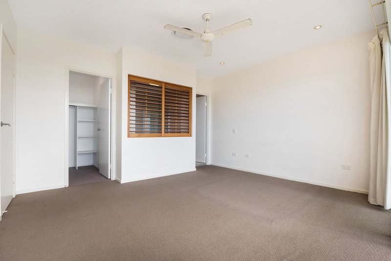 Photo - Unit 53/1 Grenada Way, Kawana Island QLD 4575 - Image 6