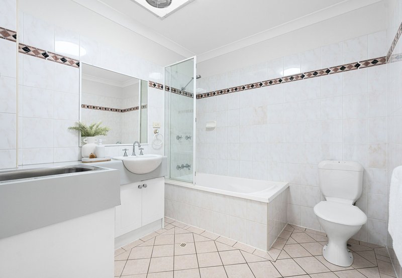Photo - Unit 5/330 Hawthorne Road, Hawthorne QLD 4171 - Image 10