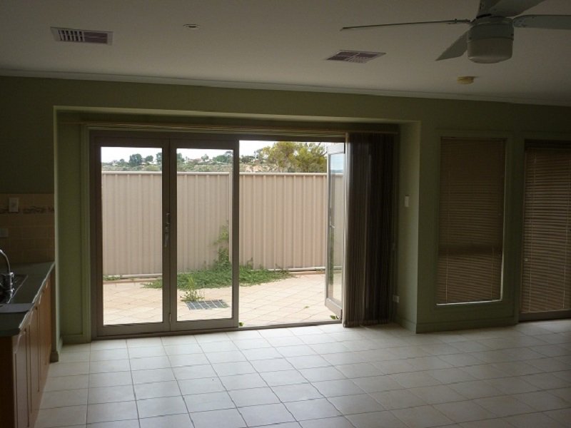 Photo - Unit 5/4 Mccarthy Street, Port Augusta West SA 5700 - Image 5