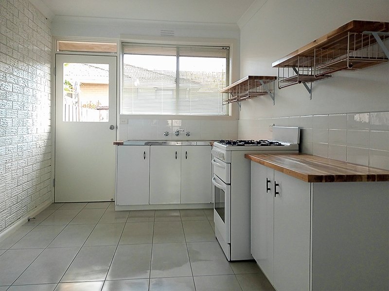Photo - Unit 5/4 Simpsons Road, Box Hill VIC 3128 - Image 2