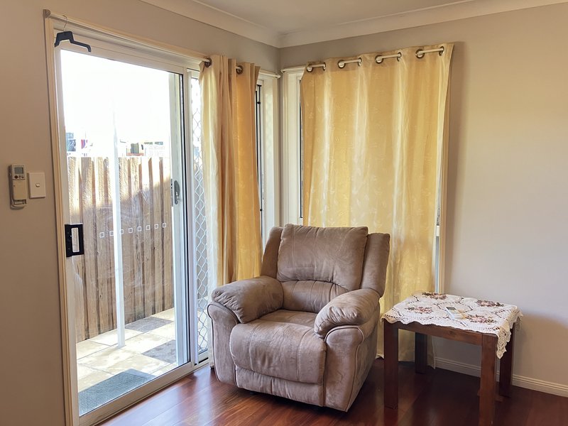 Photo - Unit 5/45 Georgina St , Woody Point QLD 4019 - Image 6