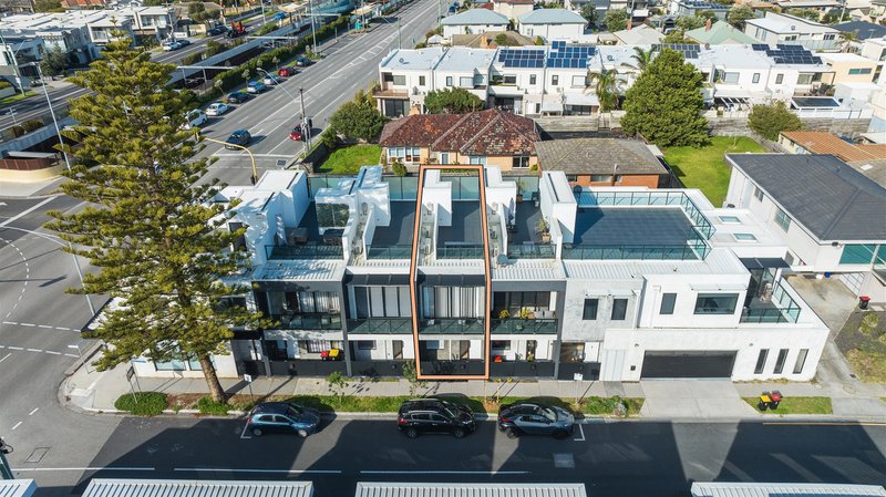 Photo - Unit 5/538 Nepean Highway, Bonbeach VIC 3196 - Image 1