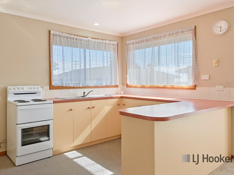 Photo - Unit 6/1 Clerke Street, Penguin TAS 7316 - Image 6