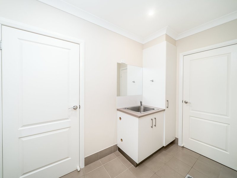 Photo - Unit 6/12 Higgins Avenue, Wagga Wagga NSW 2650 - Image 7