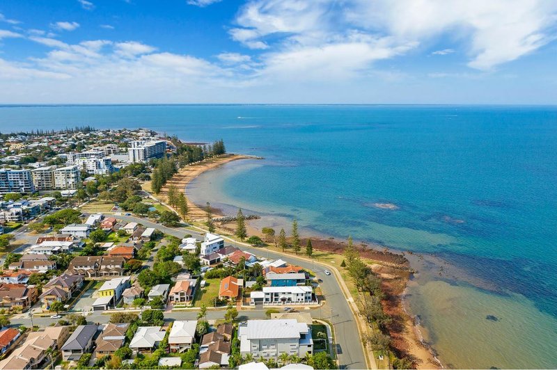 Photo - Unit 6/145 Flinders Parade, Scarborough QLD 4020 - Image 2