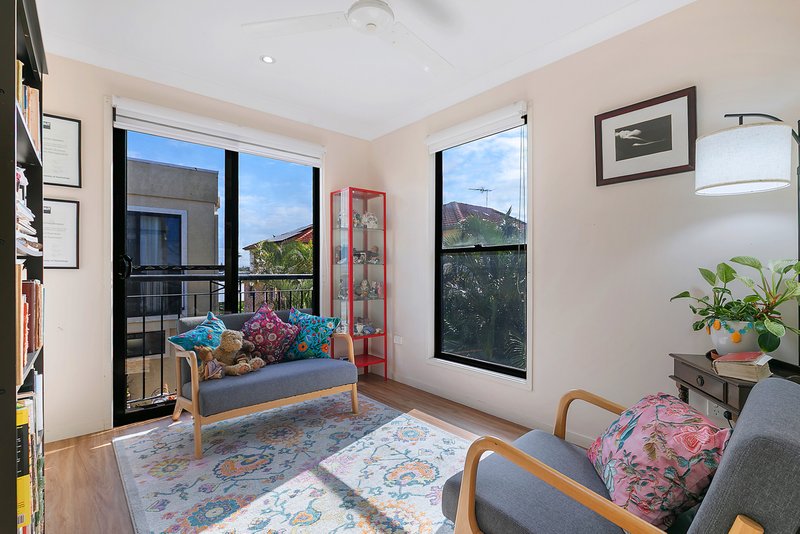 Photo - Unit 6/16-18 Georgina Street, Woody Point QLD 4019 - Image 14