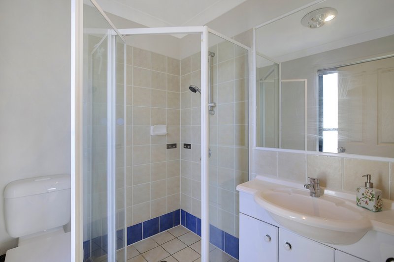 Photo - Unit 6/16-18 Georgina Street, Woody Point QLD 4019 - Image 21
