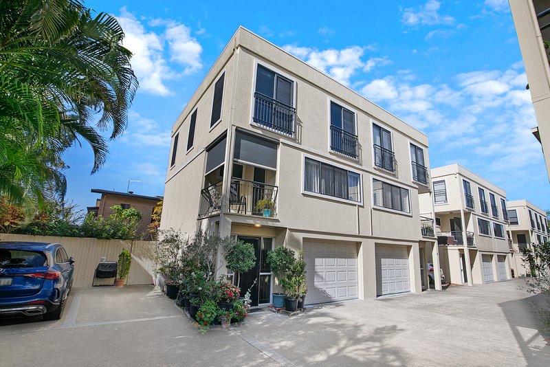 Photo - Unit 6/16-18 Georgina Street, Woody Point QLD 4019 - Image 25