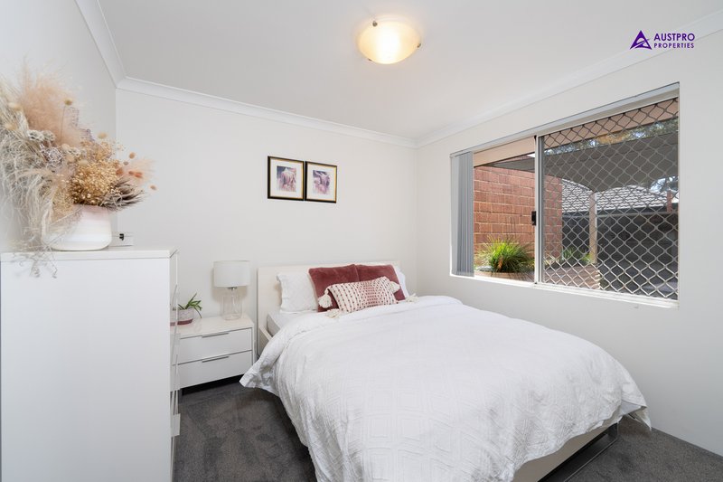 Photo - Unit 6/17 Yallambee Way, Queens Park WA 6107 - Image 19