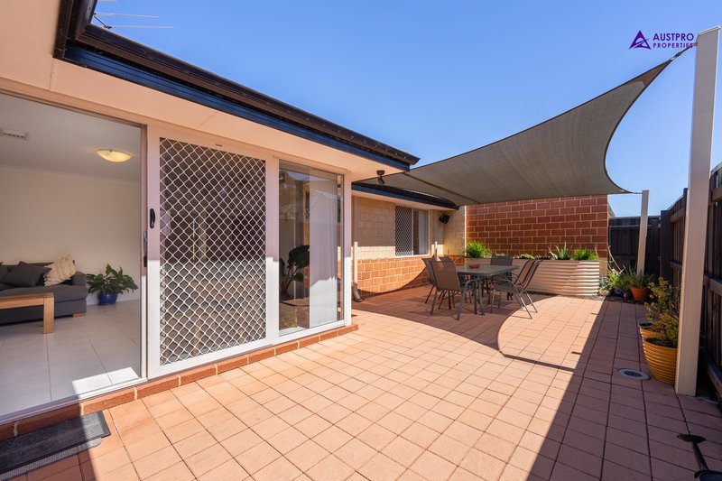 Photo - Unit 6/17 Yallambee Way, Queens Park WA 6107 - Image 23