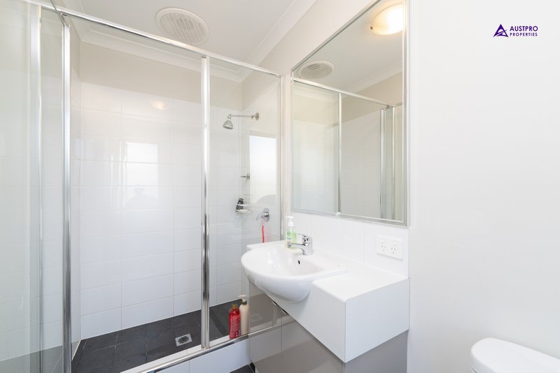 Photo - Unit 6/18 Gowrie Approach, Canning Vale WA 6155 - Image 5