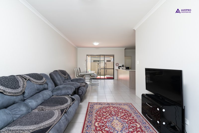 Photo - Unit 6/18 Gowrie Approach, Canning Vale WA 6155 - Image 12