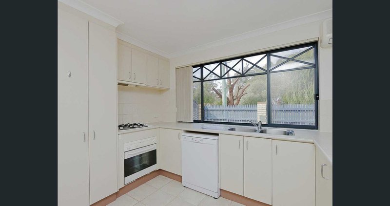 Photo - Unit 6/194 Hamilton Street, Queens Park WA 6107 - Image 3