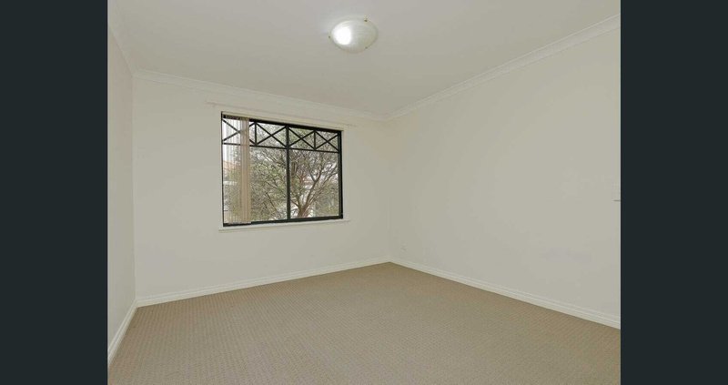 Photo - Unit 6/194 Hamilton Street, Queens Park WA 6107 - Image 4