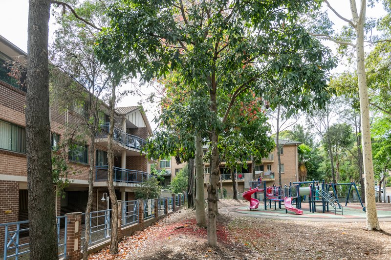 Photo - Unit 6/2-6 Goodall Street, Pendle Hill NSW 2145 - Image 2