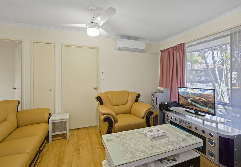 Photo - Unit 6/24-28 Albert St. , Eagleby QLD 4207 - Image 3