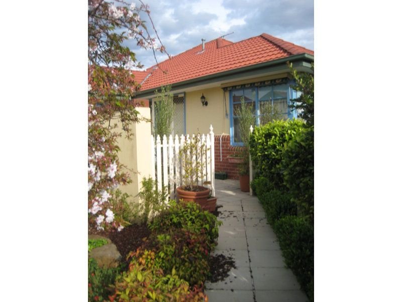 Photo - Unit 6/287-289 Gillies Street, Fairfield VIC 3078 - Image 7