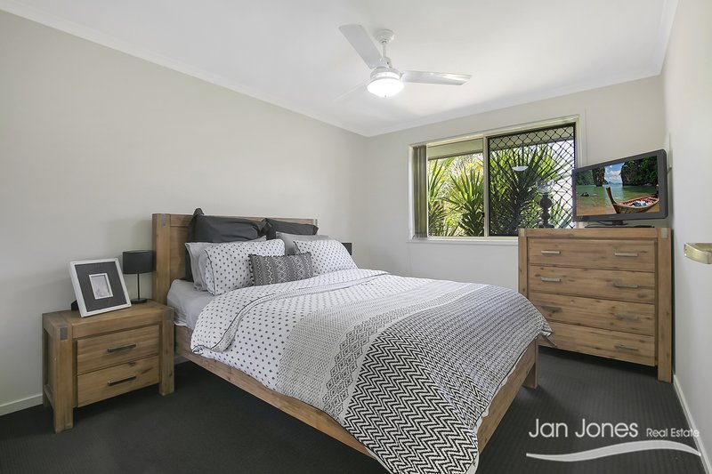 Photo - Unit 6/30 Silvyn St , Redcliffe QLD 4020 - Image 11