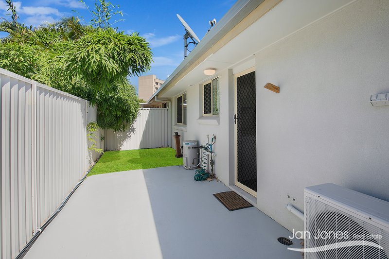 Photo - Unit 6/30 Silvyn St , Redcliffe QLD 4020 - Image 14