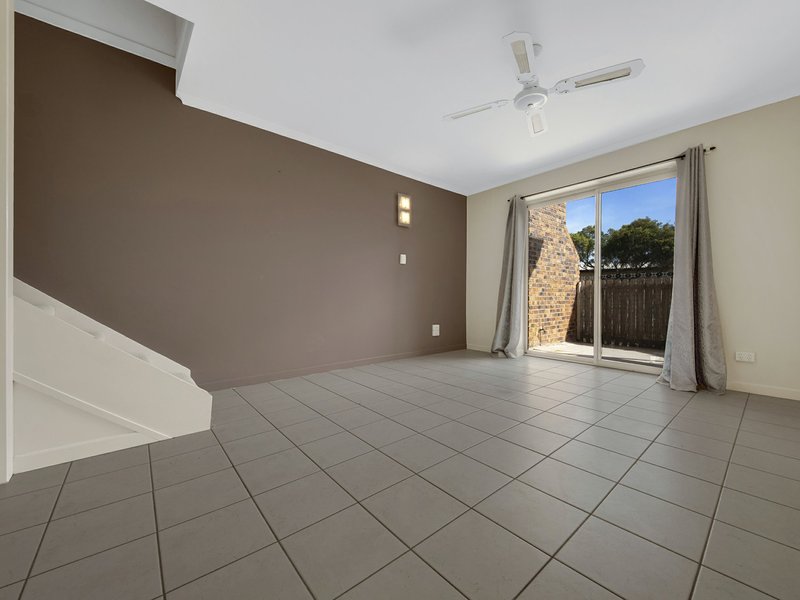 Photo - Unit 6/46 J Hickey Avenue, Clinton QLD 4680 - Image 4