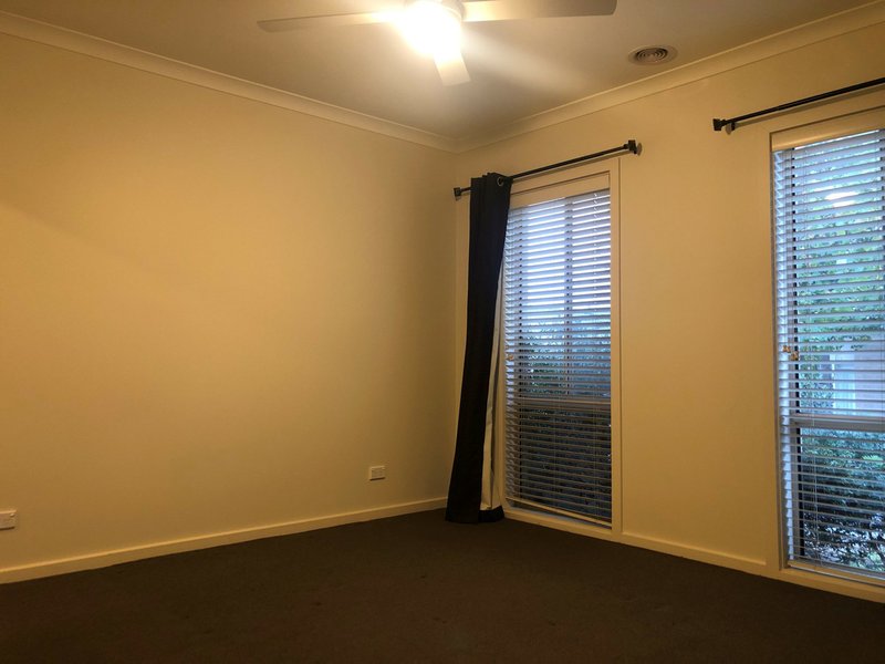 Photo - Unit 6/5 Eden Place, Wallan VIC 3756 - Image 5