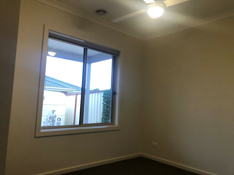 Photo - Unit 6/5 Eden Place, Wallan VIC 3756 - Image 8