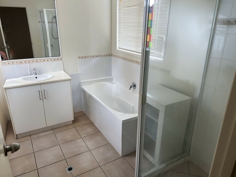 Photo - Unit 6/6-8 Gladys Street, Kingaroy QLD 4610 - Image 11