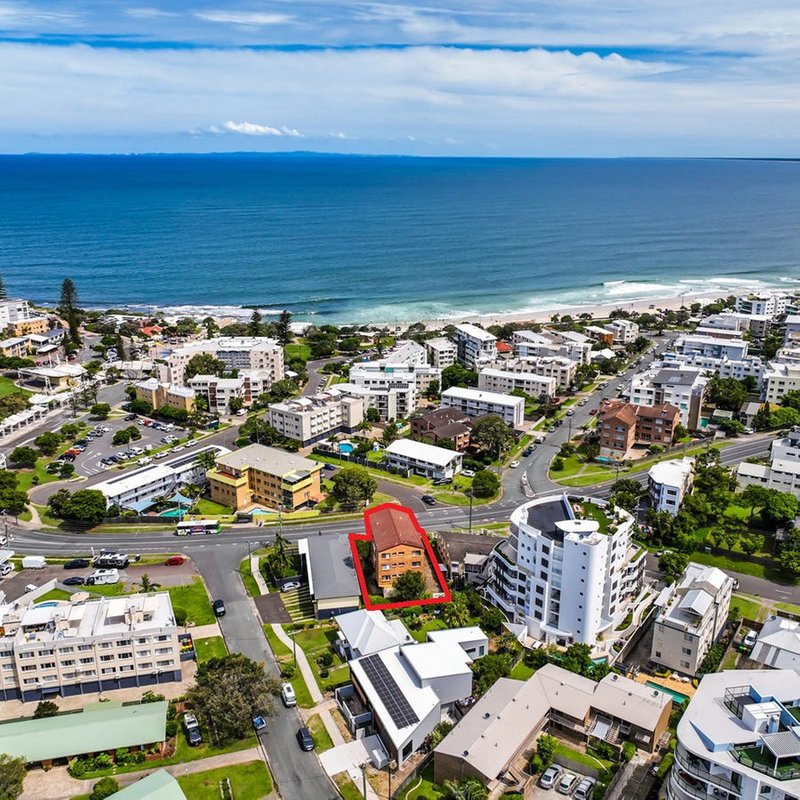 Photo - Unit 6/7 Moreton Parade, Kings Beach QLD 4551 - Image 4
