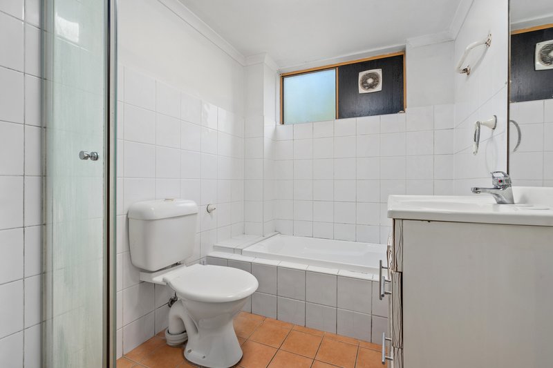 Photo - Unit 6/9-11 Wigram Street, Harris Park NSW 2150 - Image 5