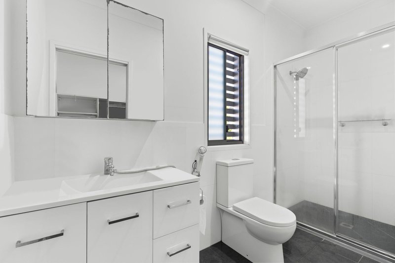 Photo - Unit 7/10 Lakewood Ave , Parkinson QLD 4115 - Image 6