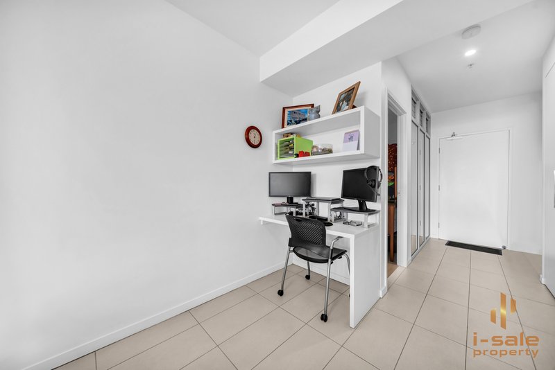 Photo - Unit 711/31 Musk Ave , Kelvin Grove QLD 4059 - Image 3