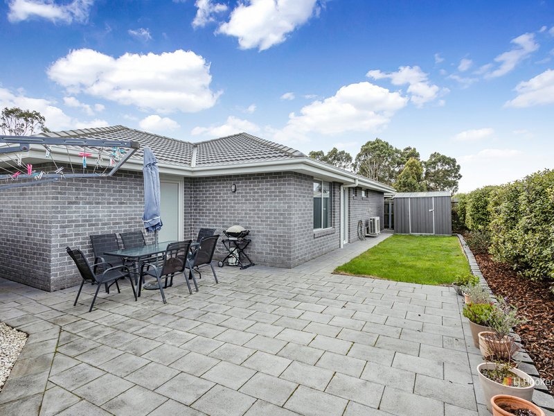 Photo - Unit 7/14 Gatenby Drive, Miandetta TAS 7310 - Image 11