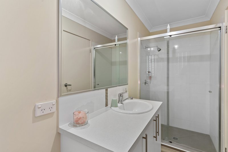 Photo - Unit 7/140-142 Eagleby Rd , Eagleby QLD 4207 - Image 5