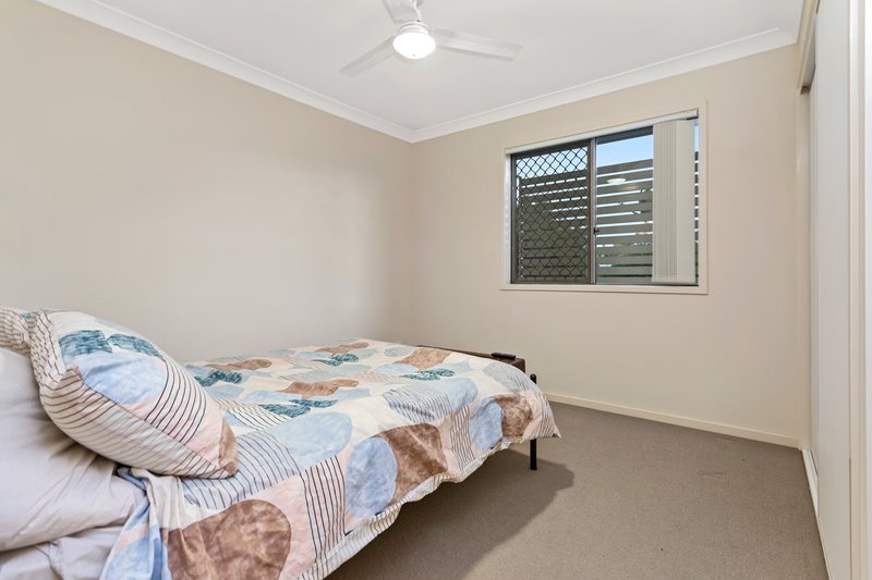 Photo - Unit 7/140-142 Eagleby Rd , Eagleby QLD 4207 - Image 7